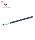 Classic black fibers and wooden handle. For thin lines, perfect precision. Suitable for powder, liquid, or cream. Made with high-tech synthetic fibers. Easy to clean .
