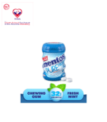 Mentos Pure Fresh Mint 32s gives you a burst of long-lasting freshness. The incredible Fresh Mint flavour has crunchy coating and unique liquid filling with green tea extract.