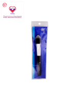 Suitable for liquid, cream or powder foundation products. Made with high-tech synthetic fibers. Easy to clean.
