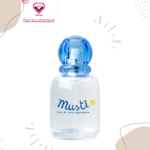  this alcohol-free fragranced water that is specially formulated for the delicate skin of babies. can be used daily to delicately fragrance hair, body and clothes.
