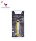 Chromed steel nail clipper with hardened cutting edges and removable catcher in strong plastic.
