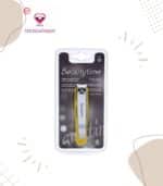 Chromed steel nail clipper with hardened cutting edges and removable catcher in strong plastic.